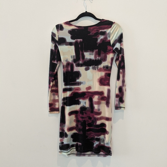 Vera Wang bodycon abstract midi long sleeve drrss - Picture 6 of 6